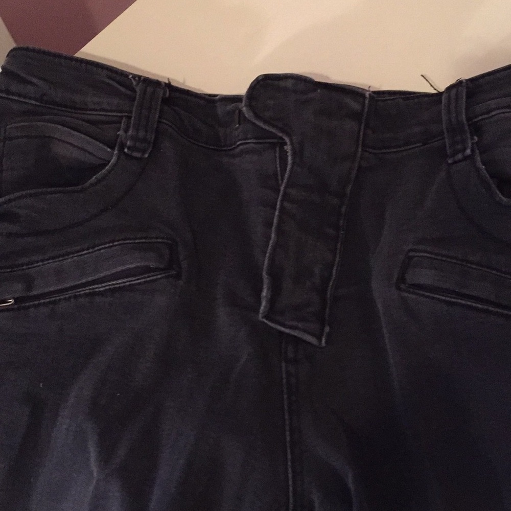 Example Black Jeans - image 2